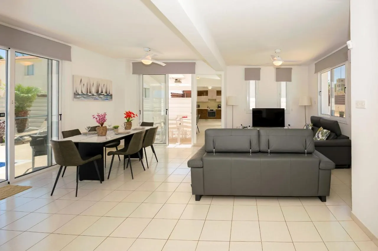 Villa Blue Sky Protaras